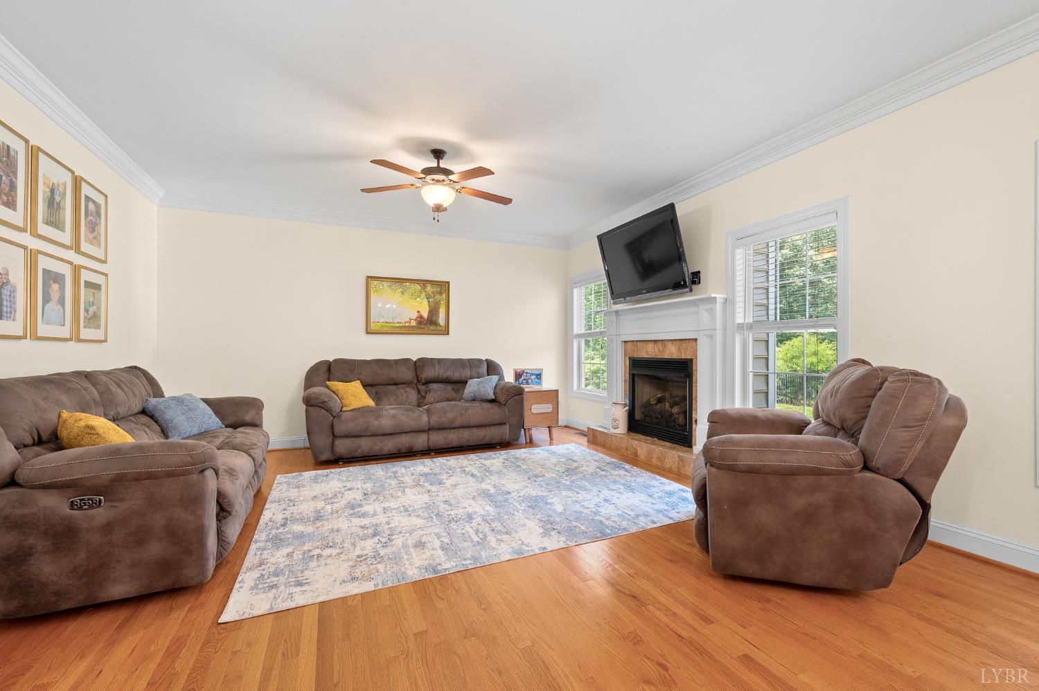 1075 Hooper Woods Drive