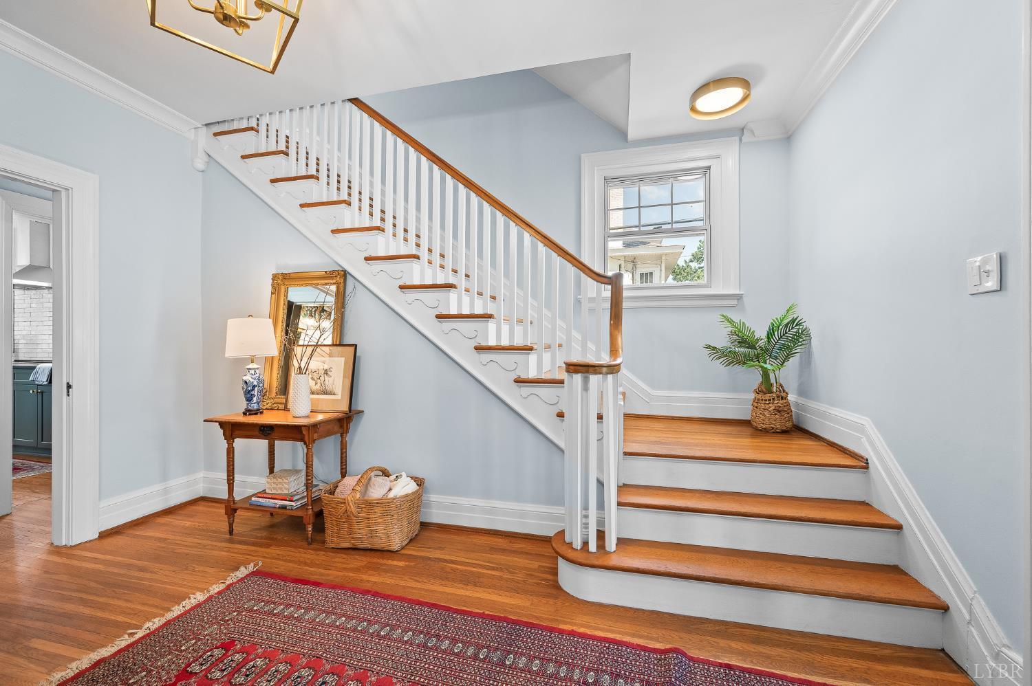 240 Warwick Lane
