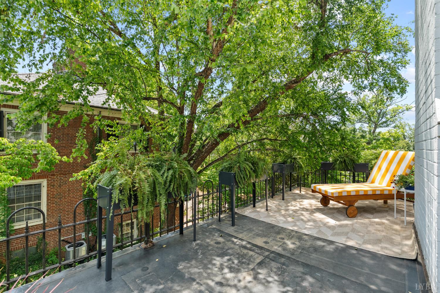 3405 Rivermont Avenue