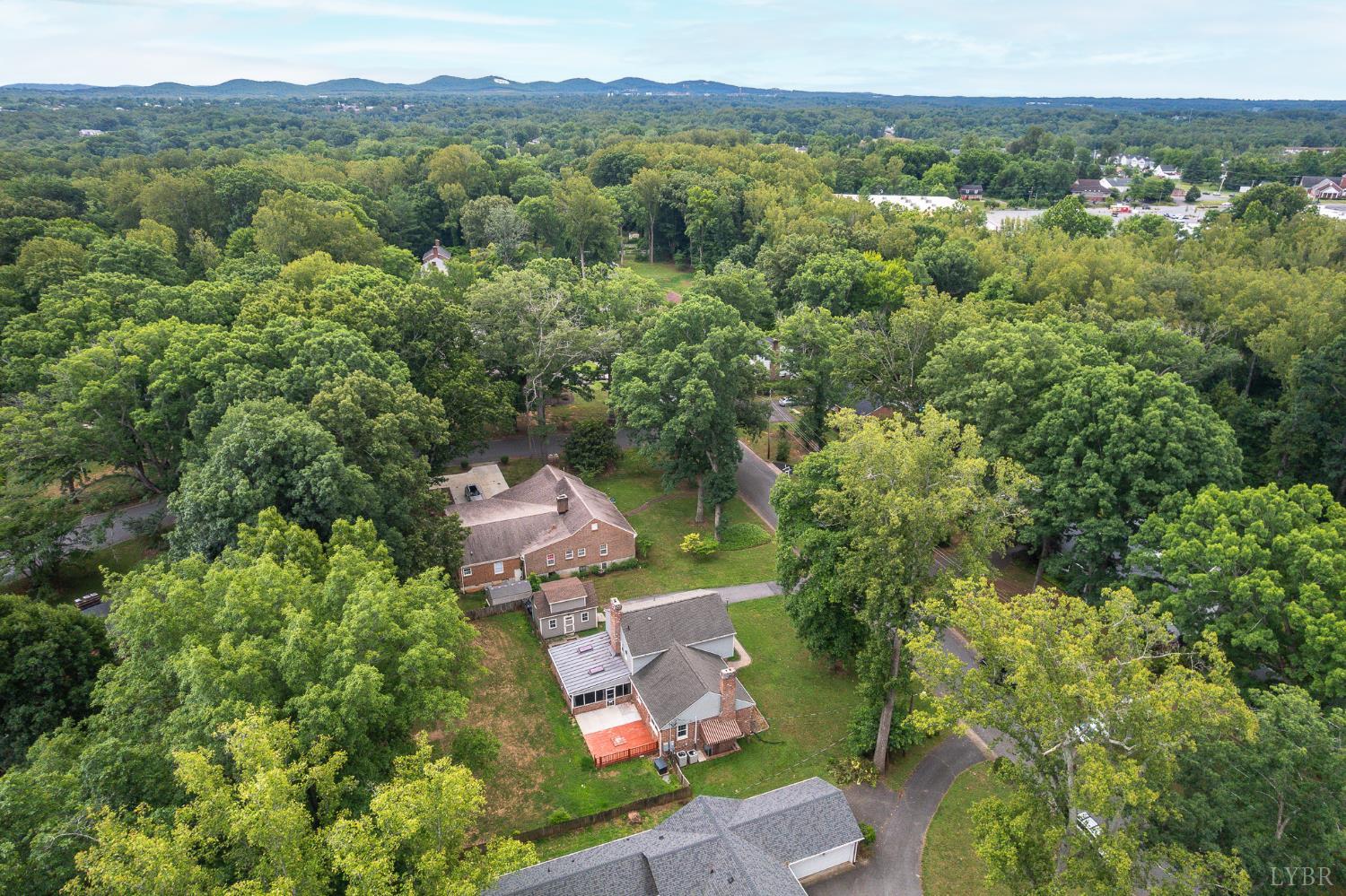3004 Ravenwood Drive