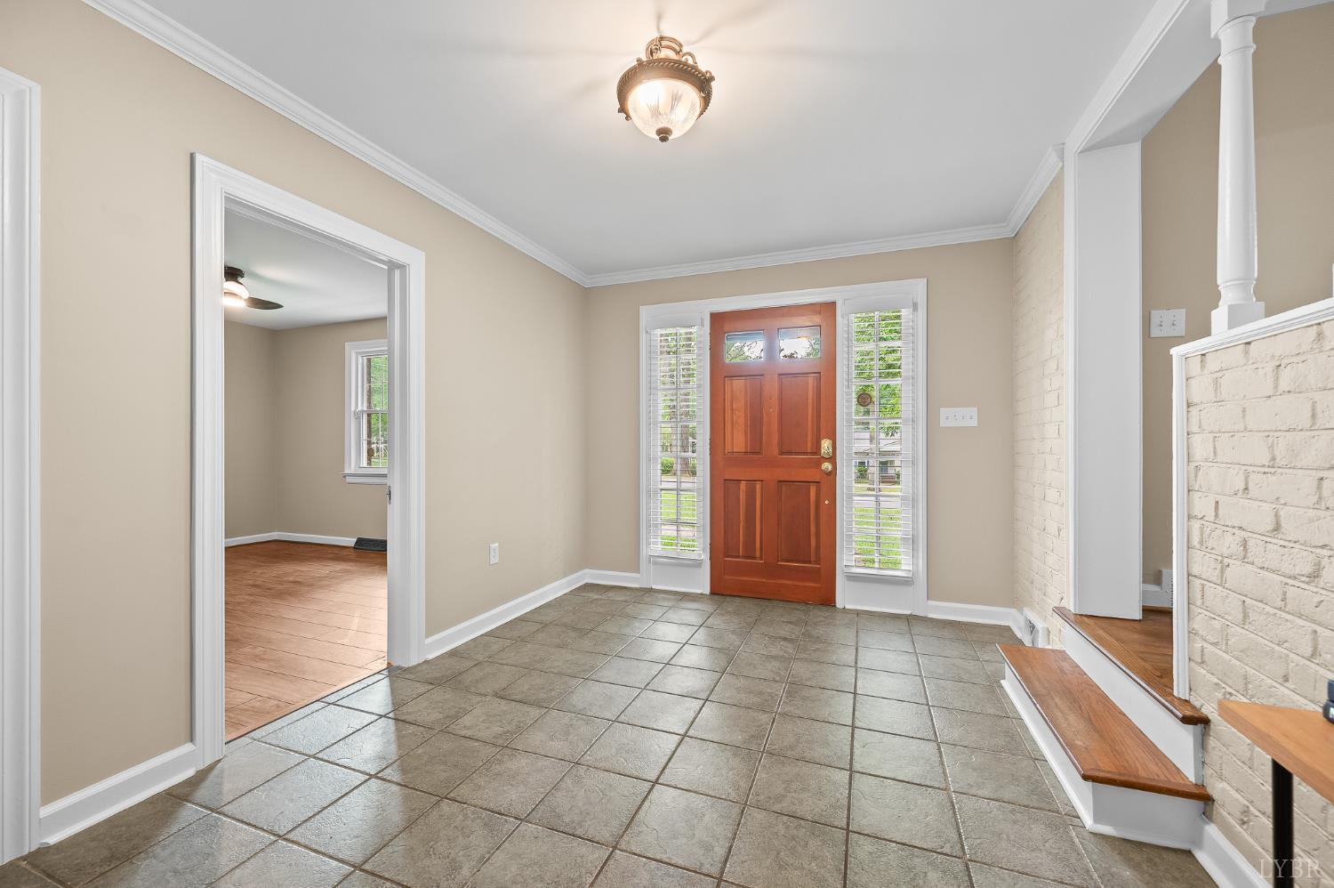 3004 Ravenwood Drive