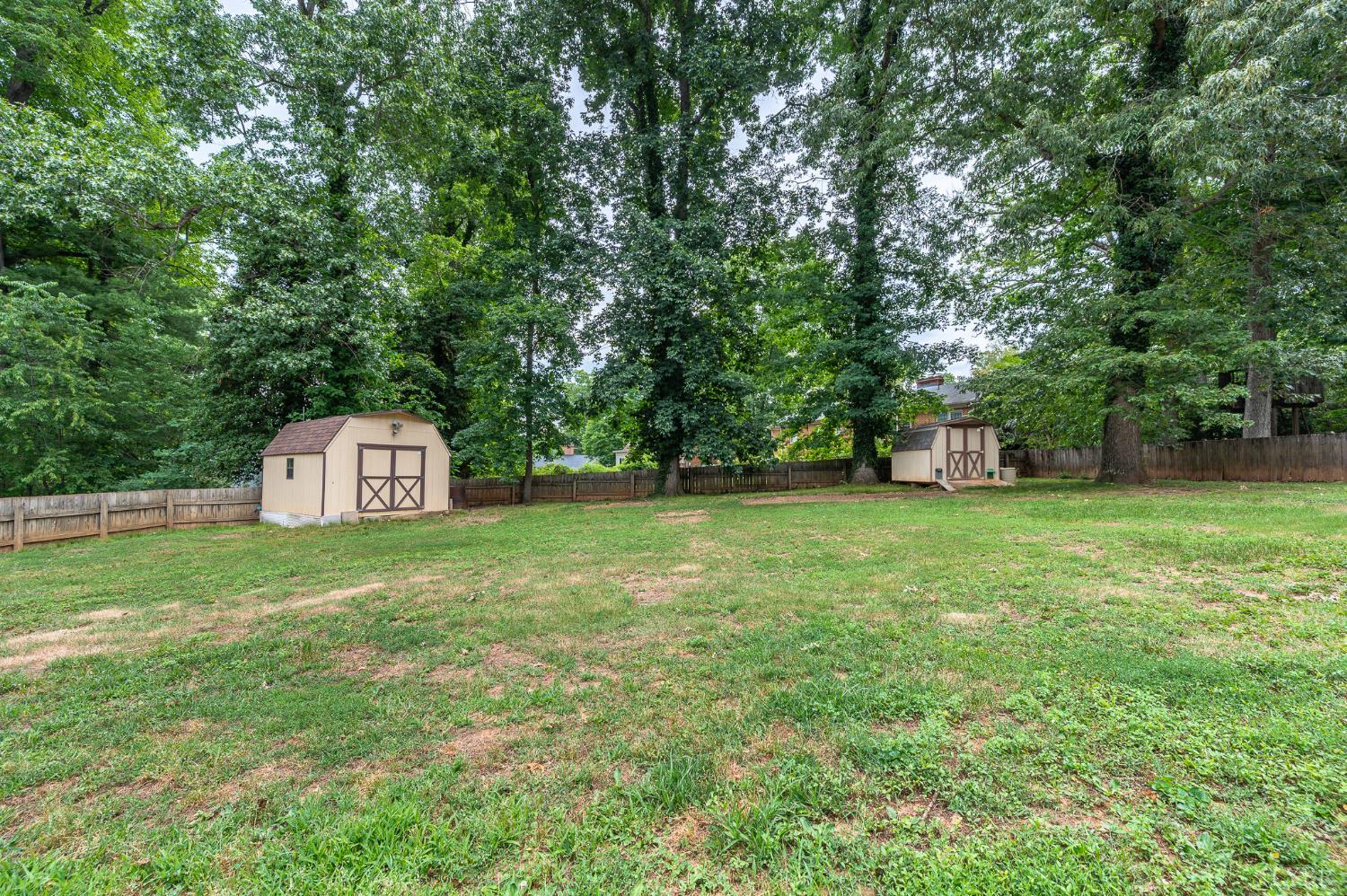 3004 Ravenwood Drive