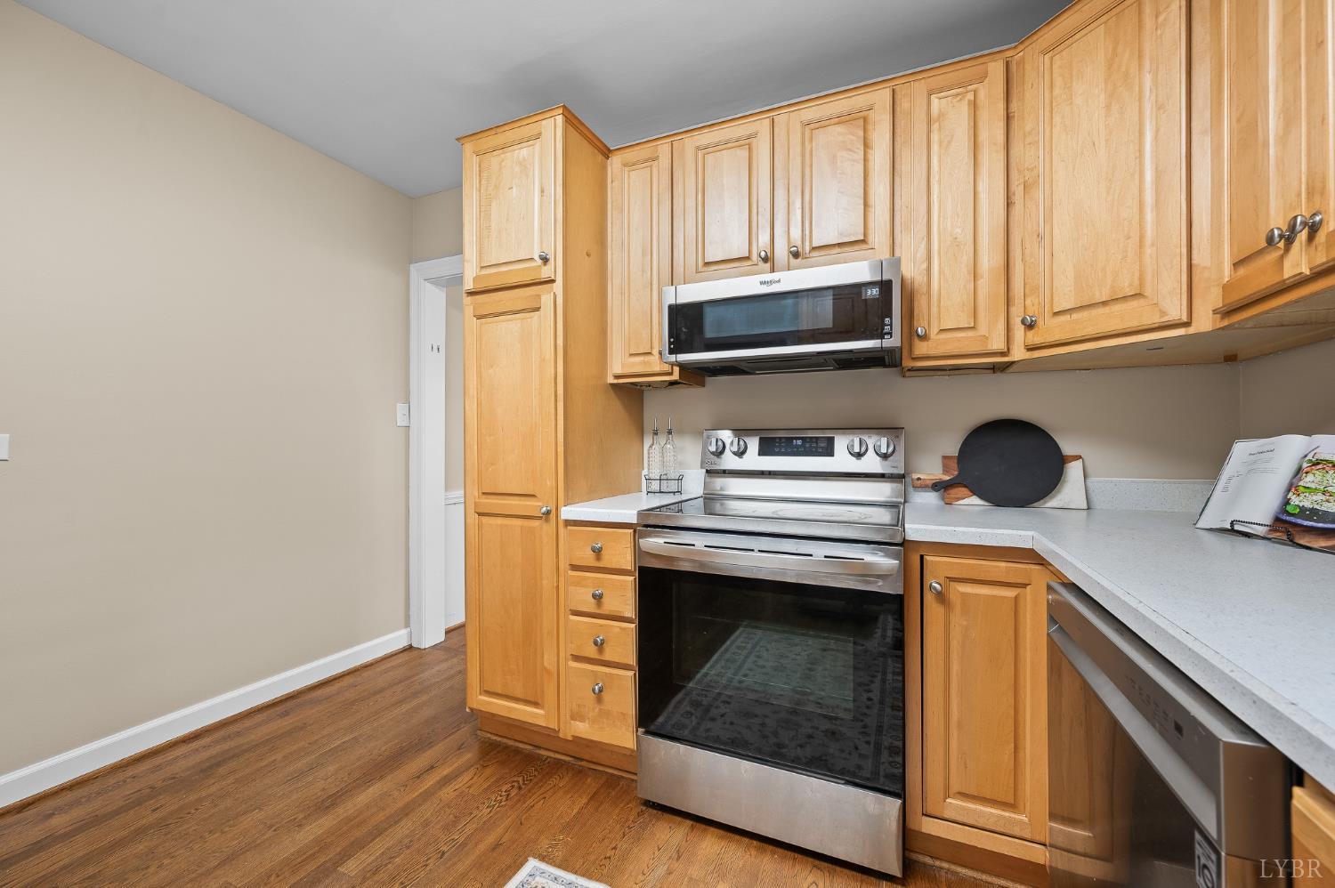 3004 Ravenwood Drive