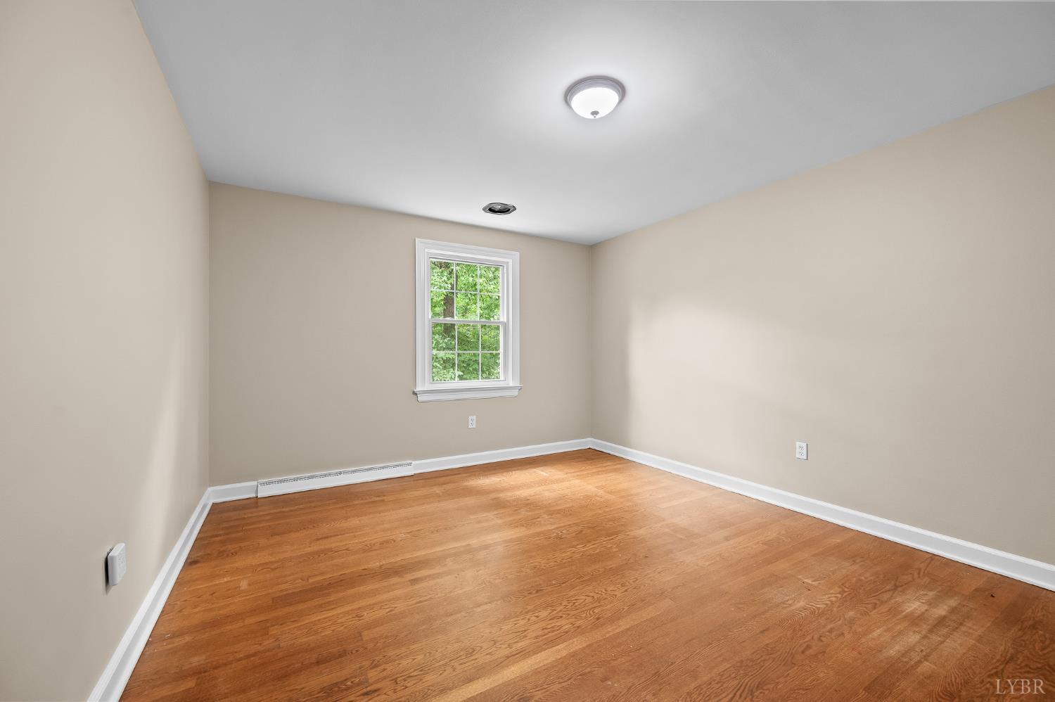 3004 Ravenwood Drive