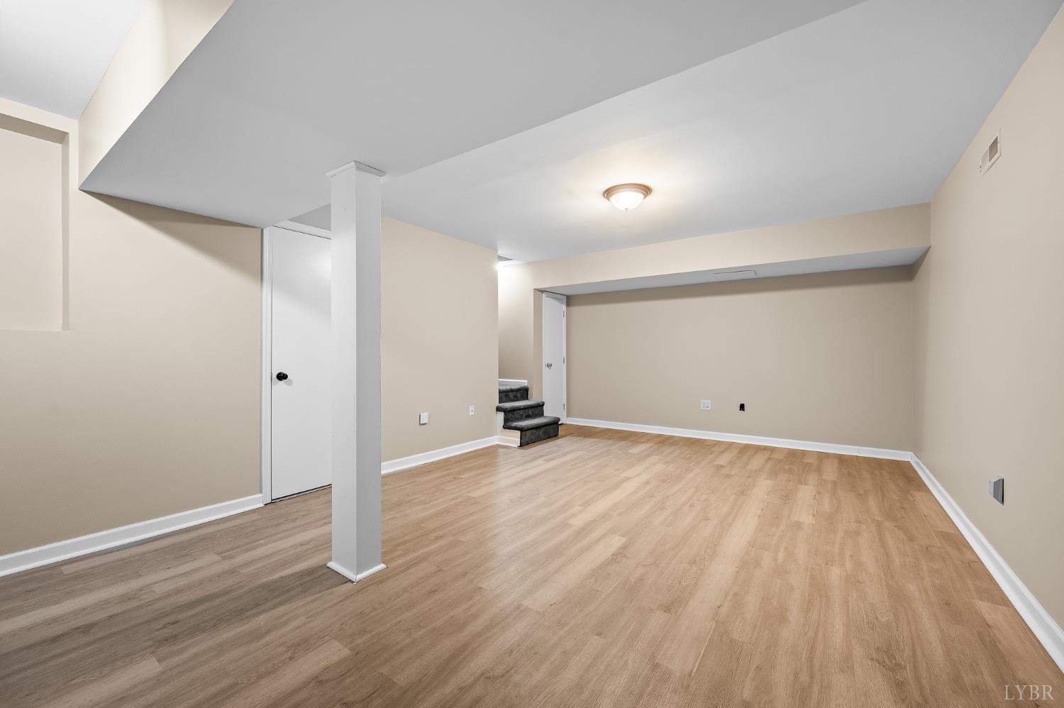 3004 Ravenwood Drive