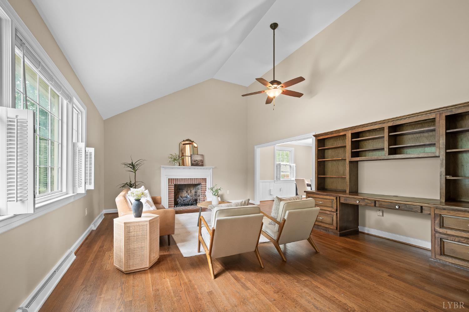 3004 Ravenwood Drive