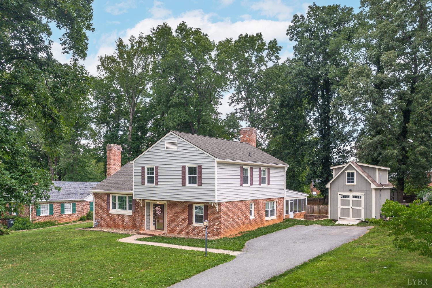 3004 Ravenwood Drive
