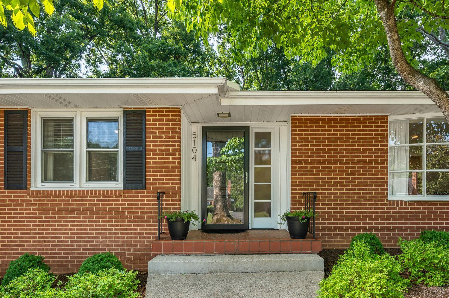 5104 Wedgewood Road