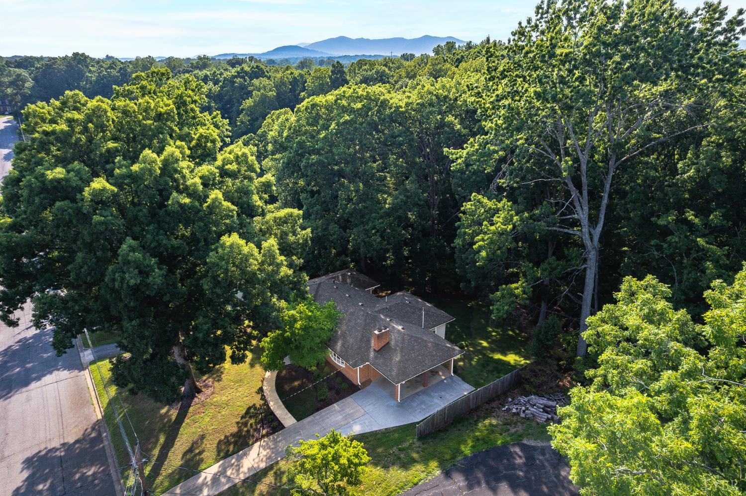 5104 Wedgewood Road