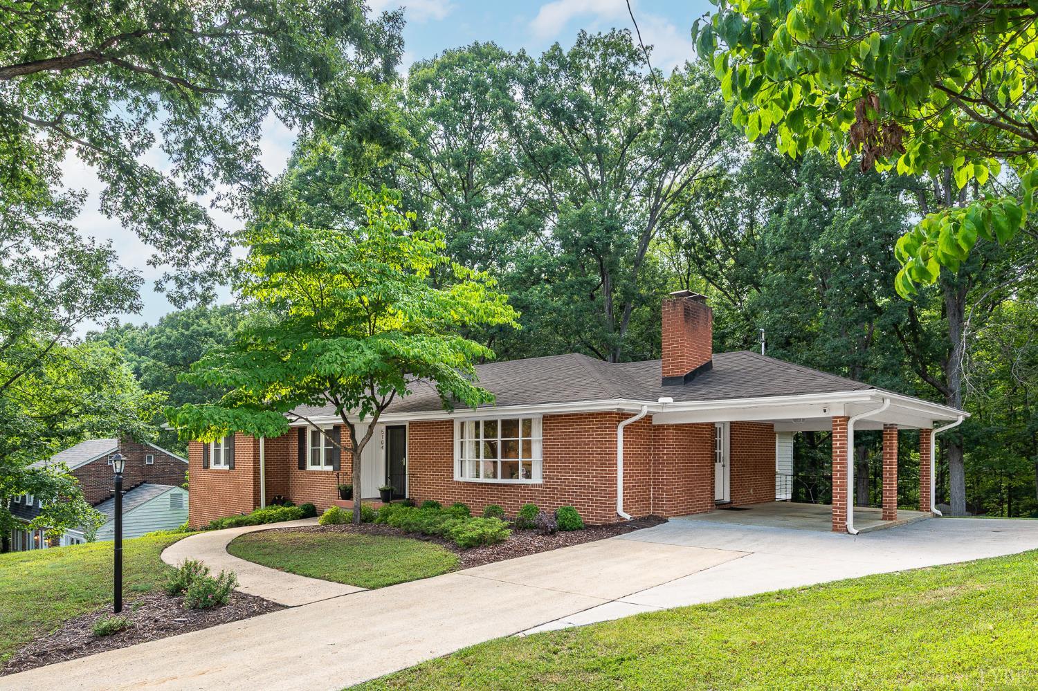 5104 Wedgewood Road