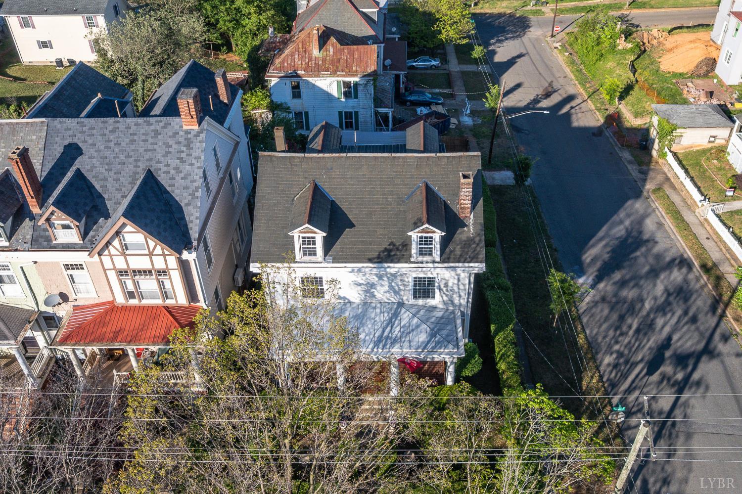 824 Floyd Street