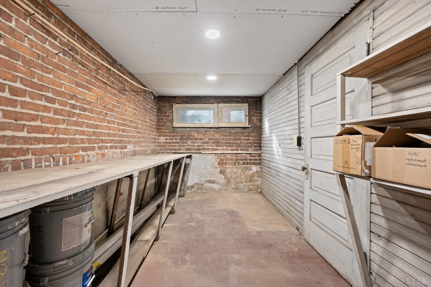 824 Floyd Street