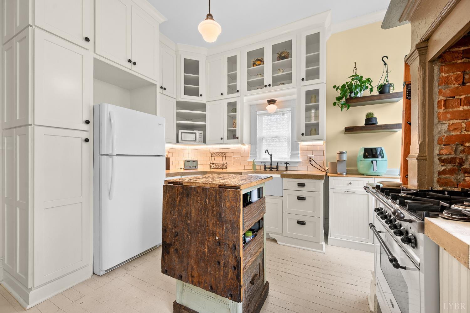 1011 16th Street