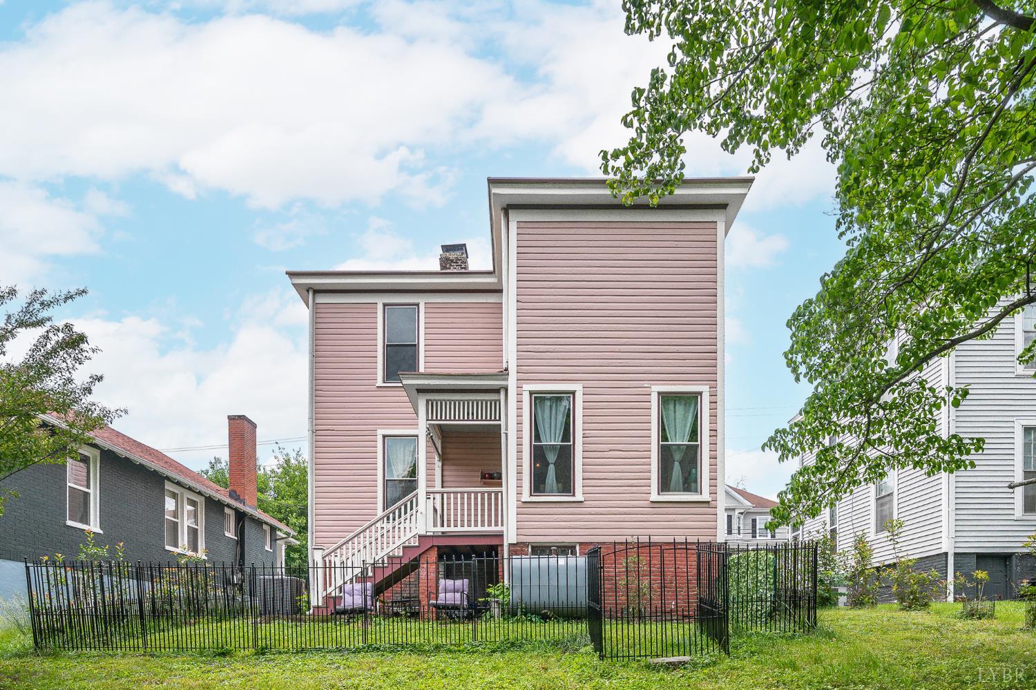 1011 16th Street