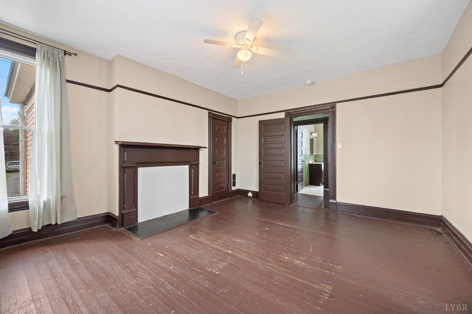 1011 16th Street