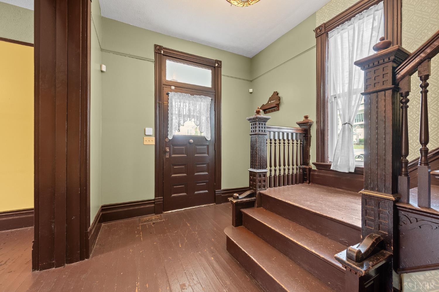 1011 16th Street