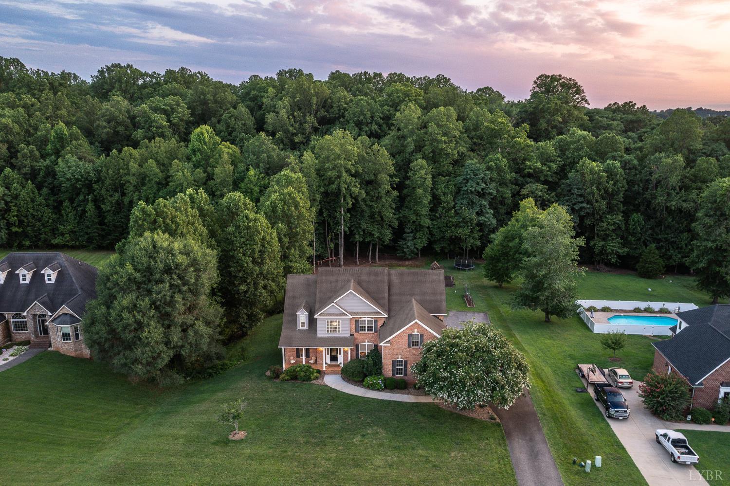1118 Jefferson Dr W