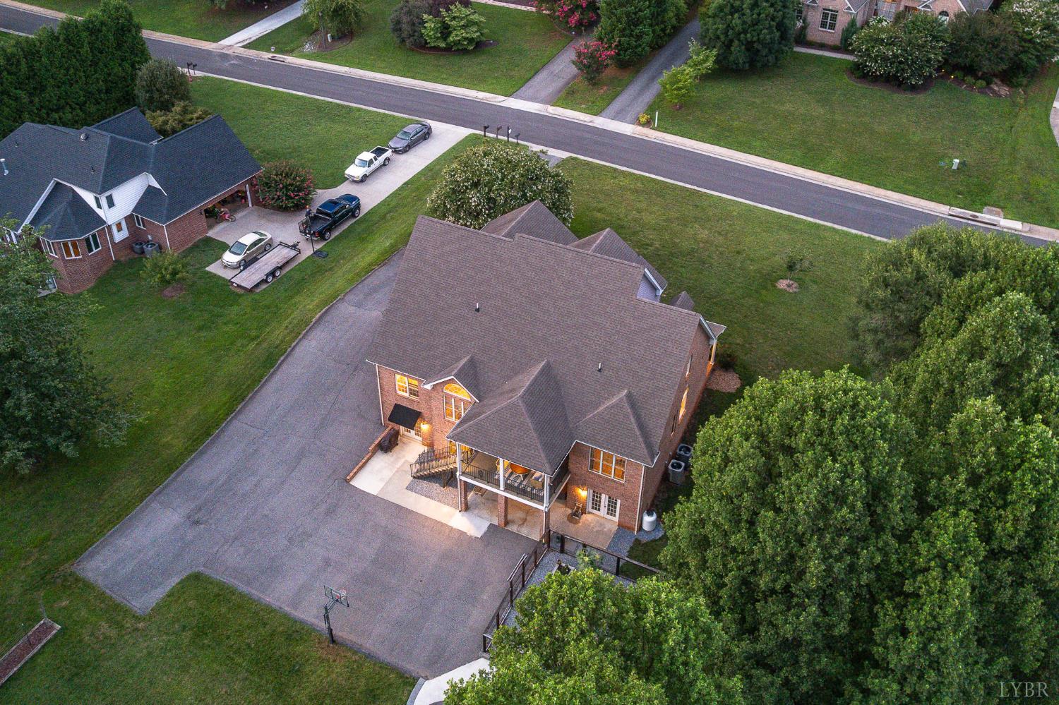 1118 Jefferson Dr W