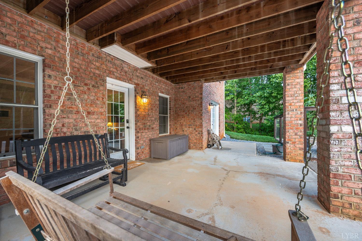 1118 Jefferson Dr W