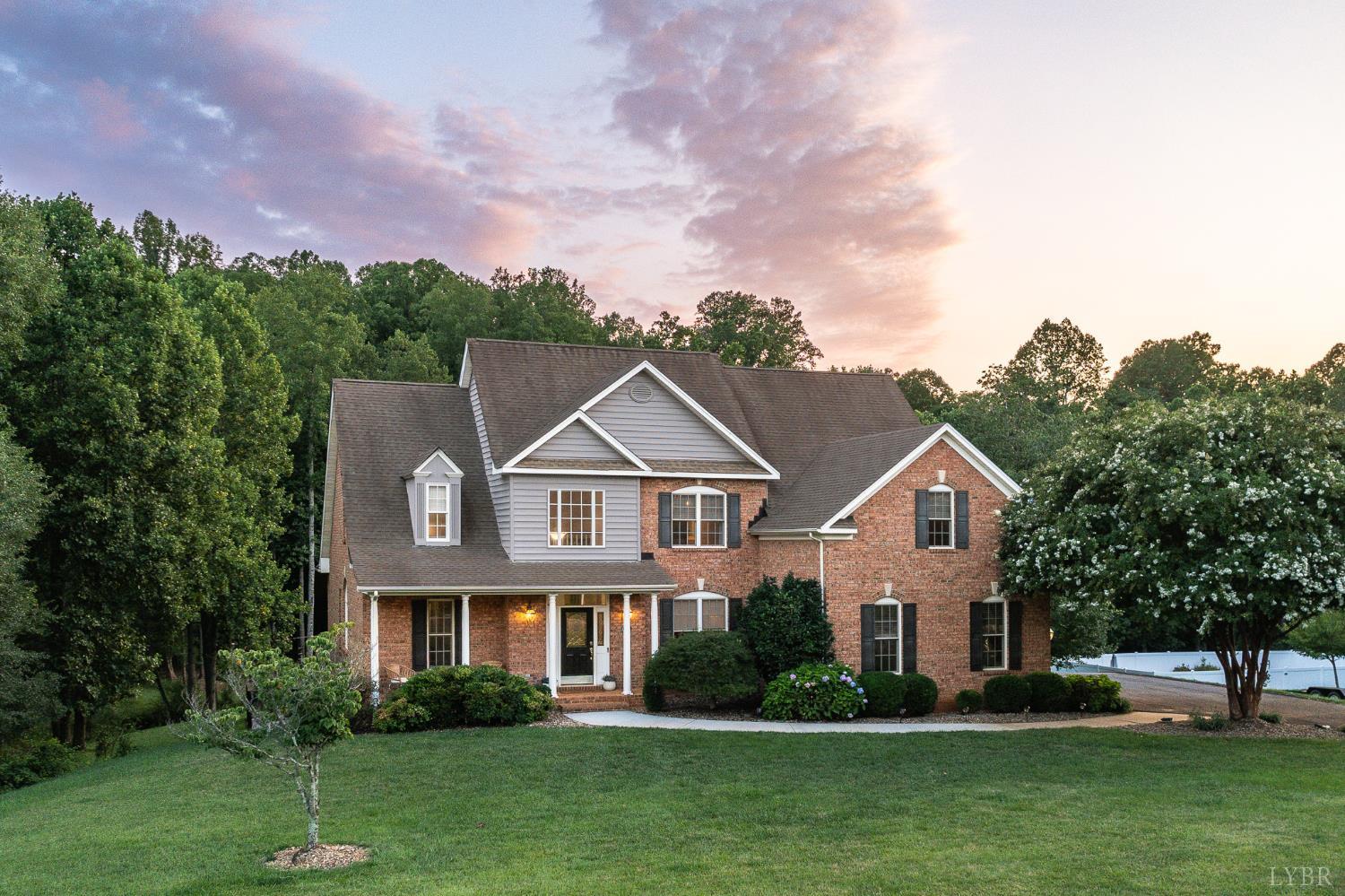 1118 Jefferson Dr W