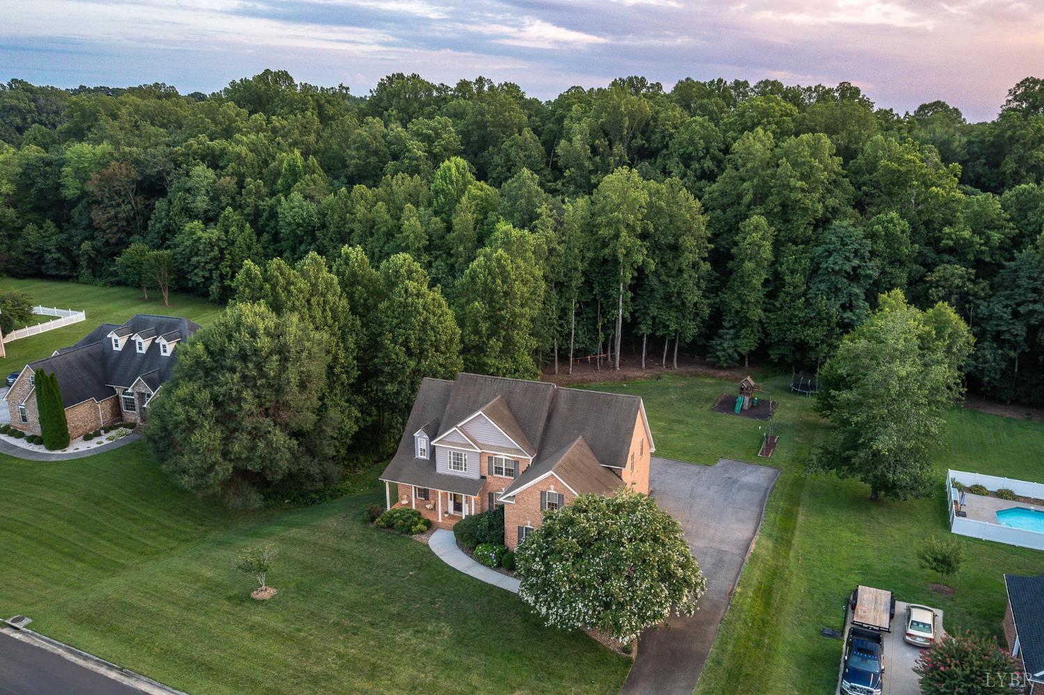 1118 Jefferson Dr W