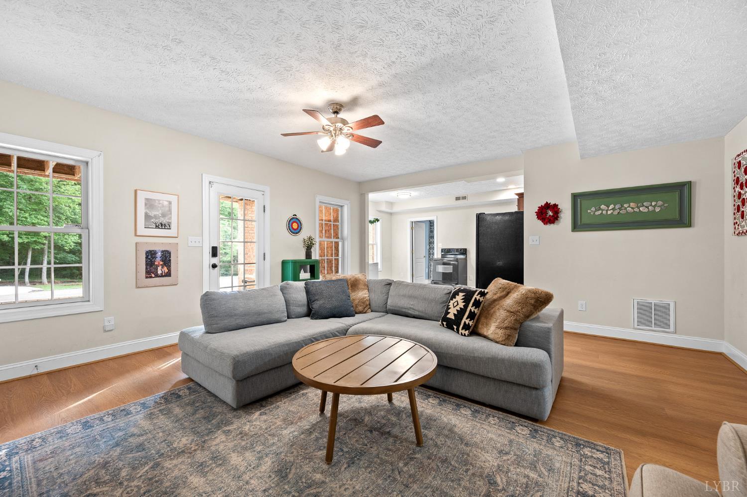 1118 Jefferson Dr W