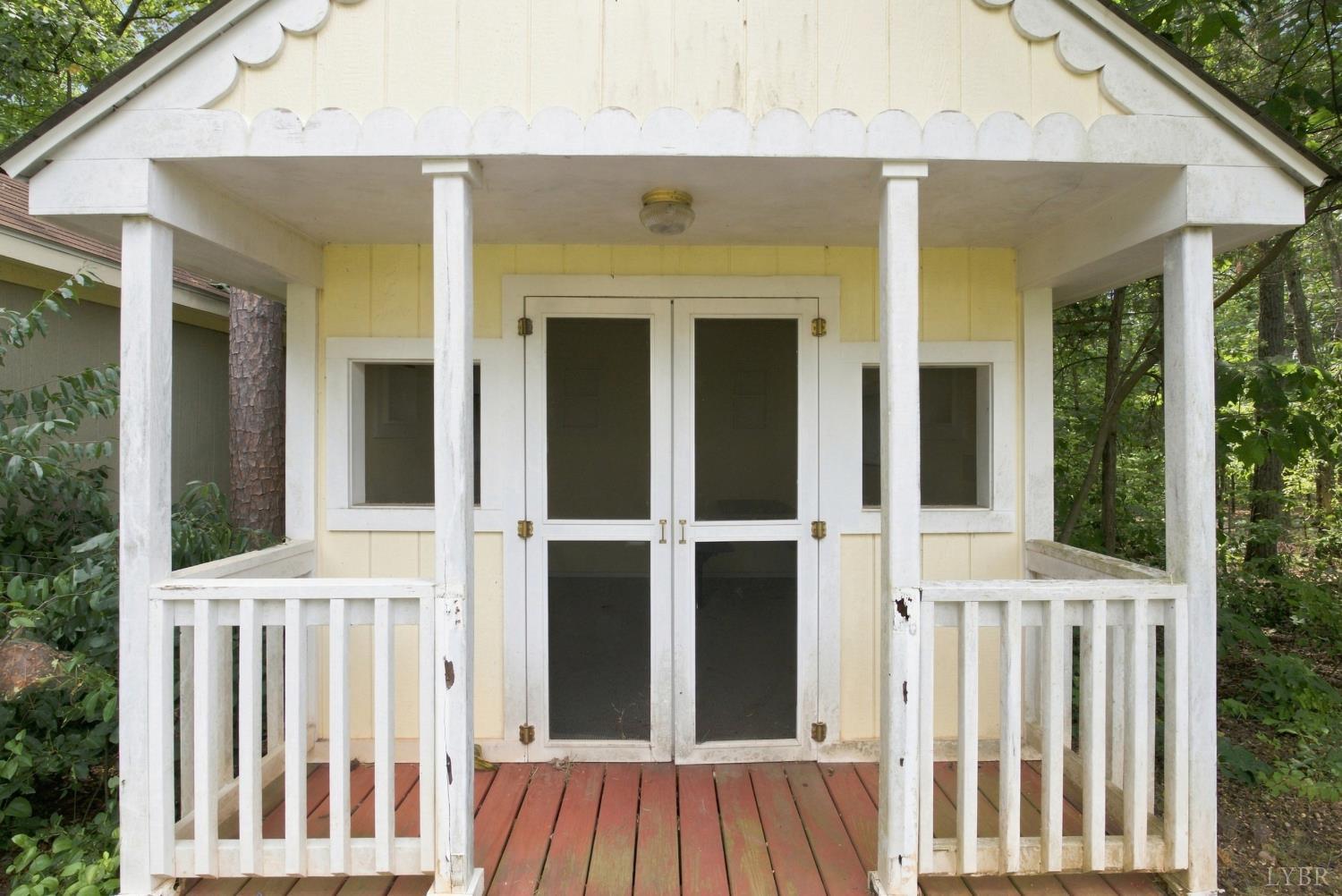 1378 Greenhouse Road