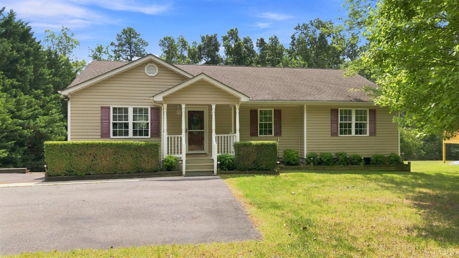 1378 Greenhouse Road