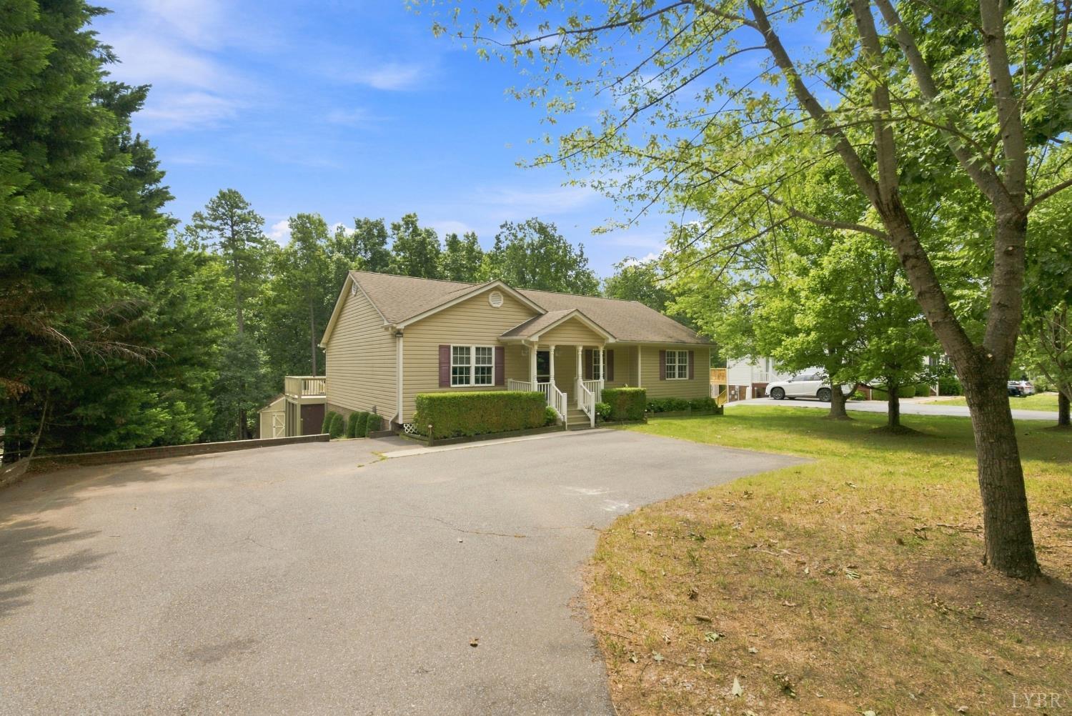 1378 Greenhouse Road