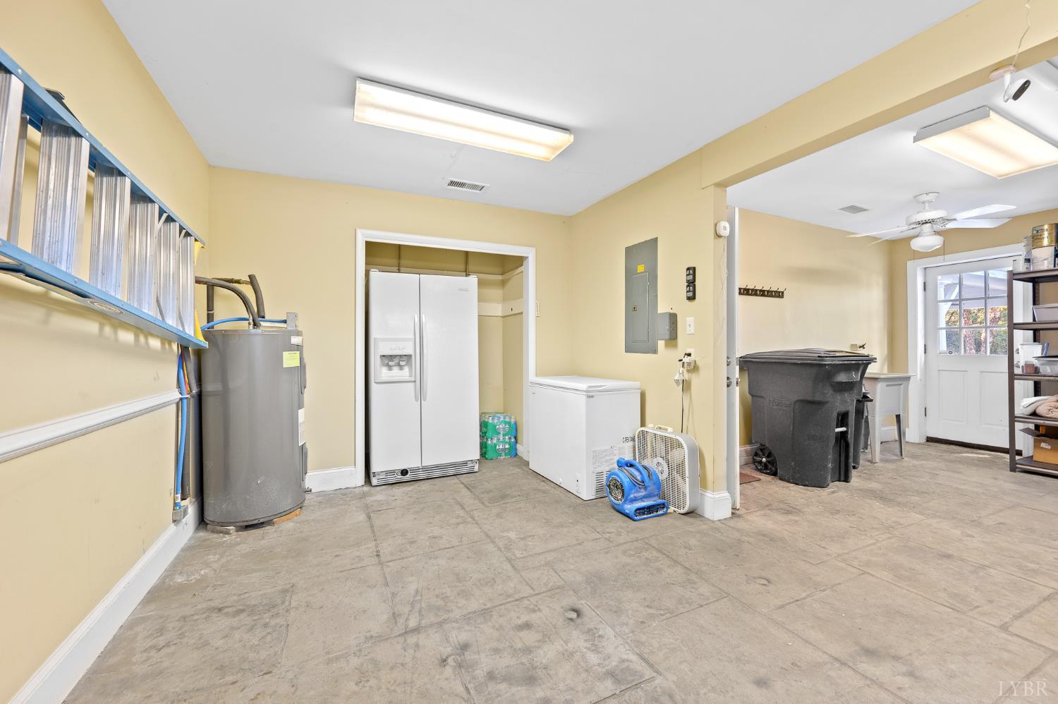 1351 Country Estates Drive