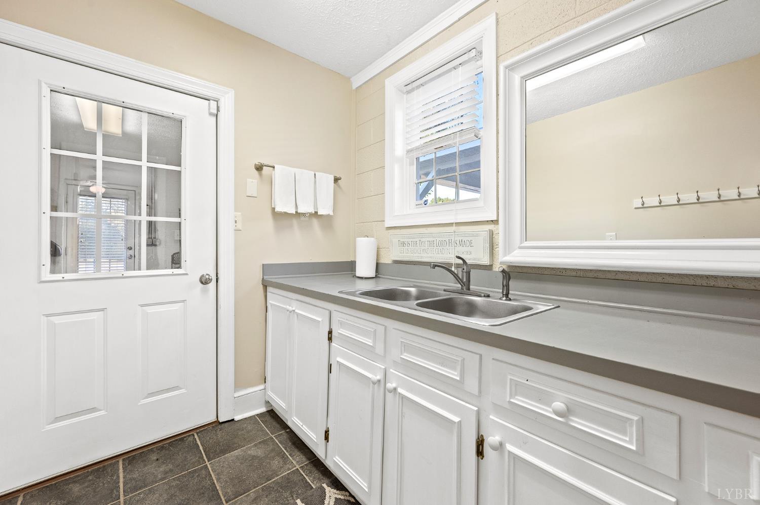 1351 Country Estates Drive