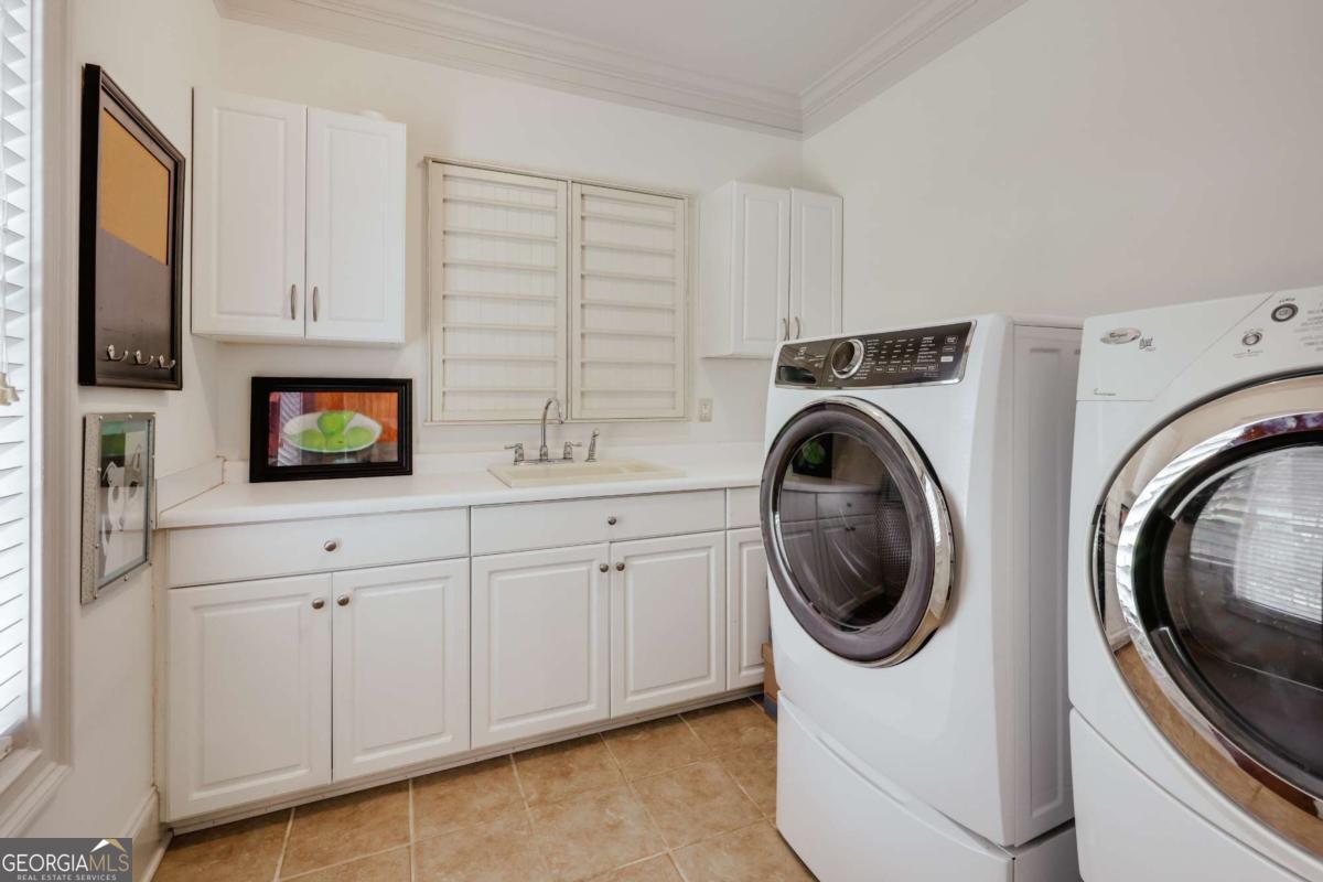 140 Cypress Manor Lane, Athens