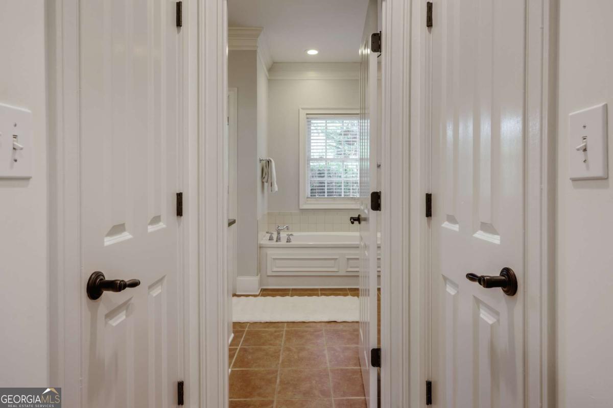 140 Cypress Manor Lane, Athens