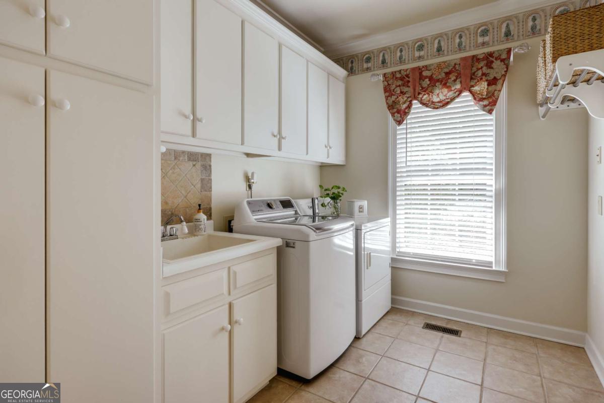 295 Blue Heron Drive, Athens