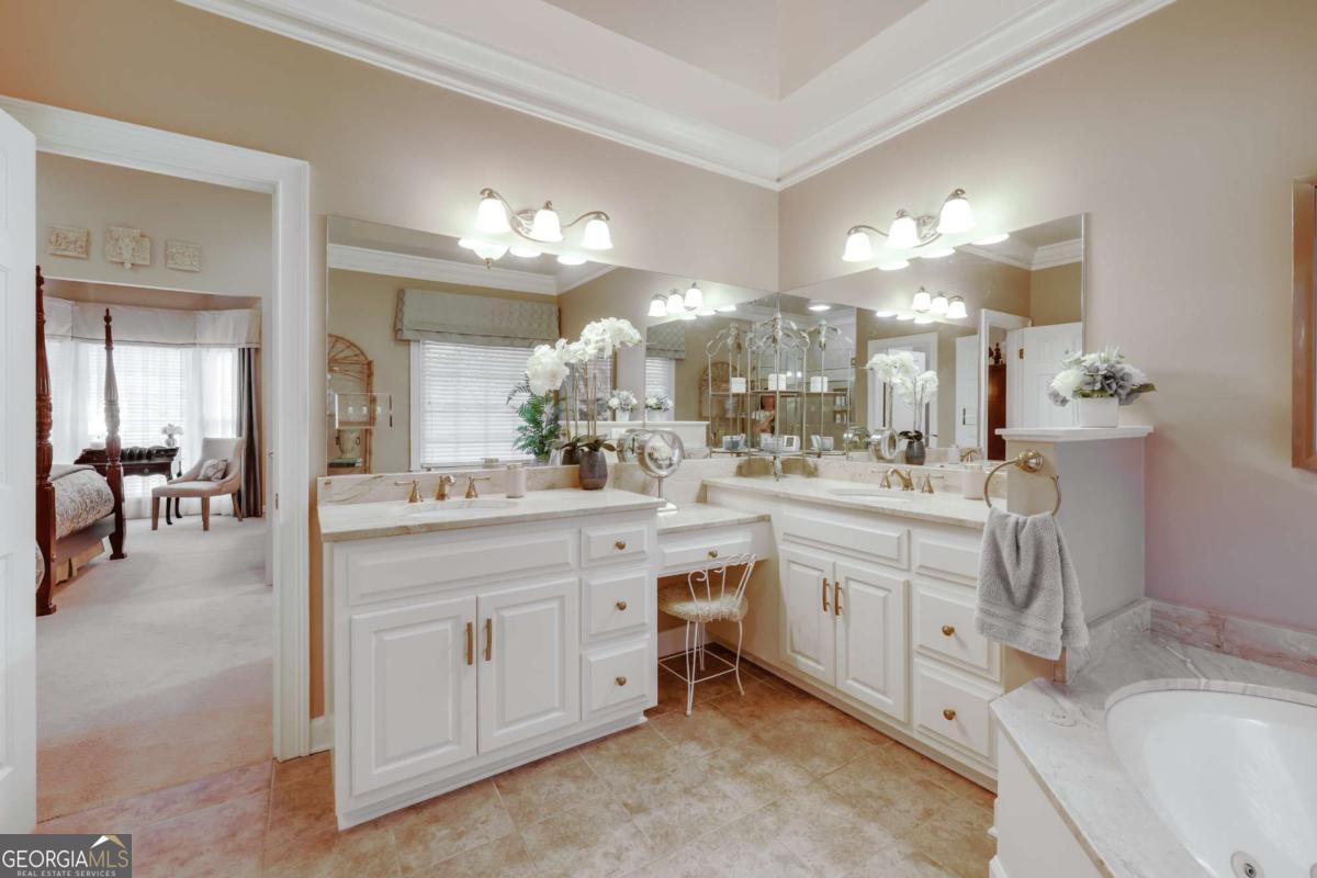 295 Blue Heron Drive, Athens