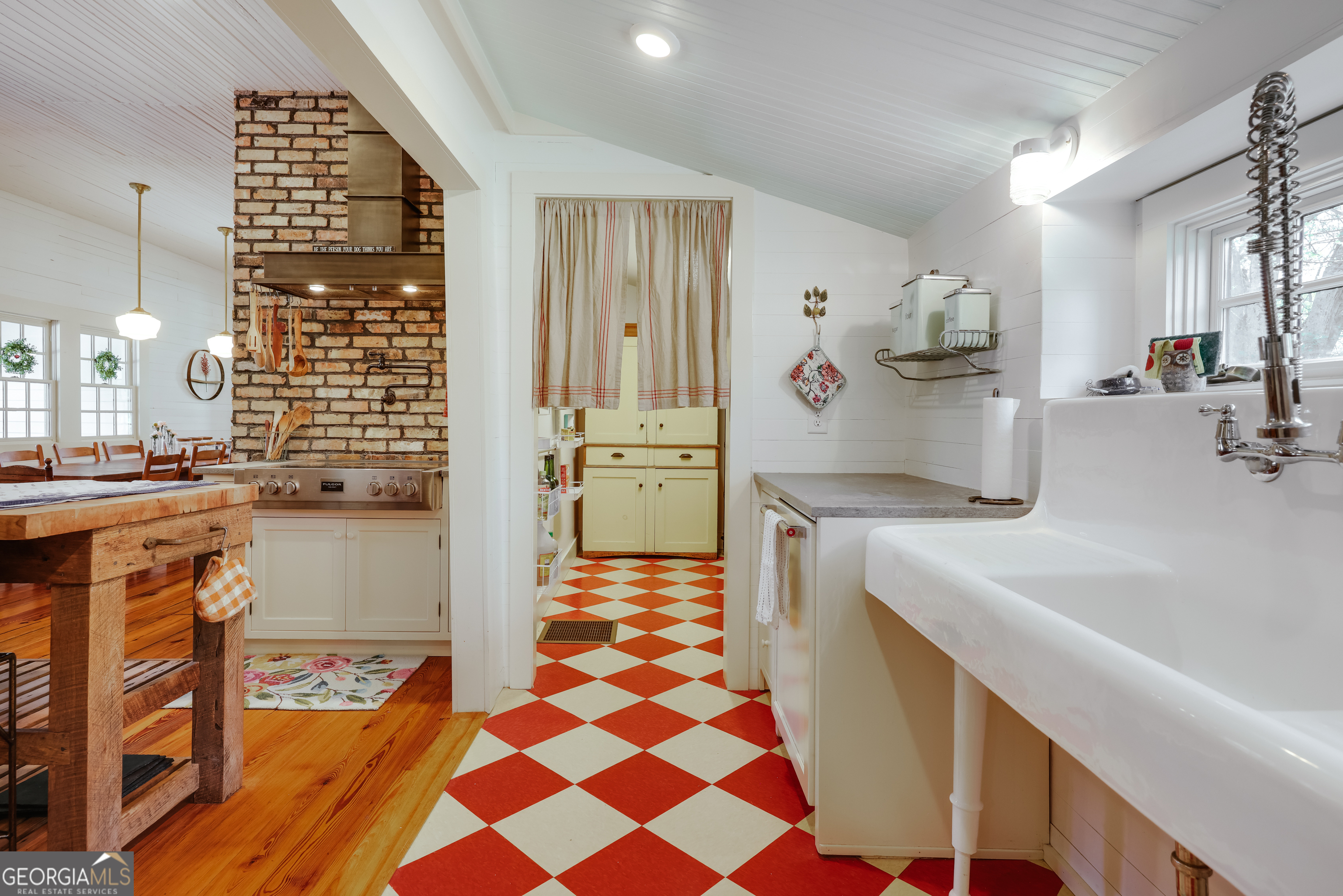 4990 Barnett Shoals Road