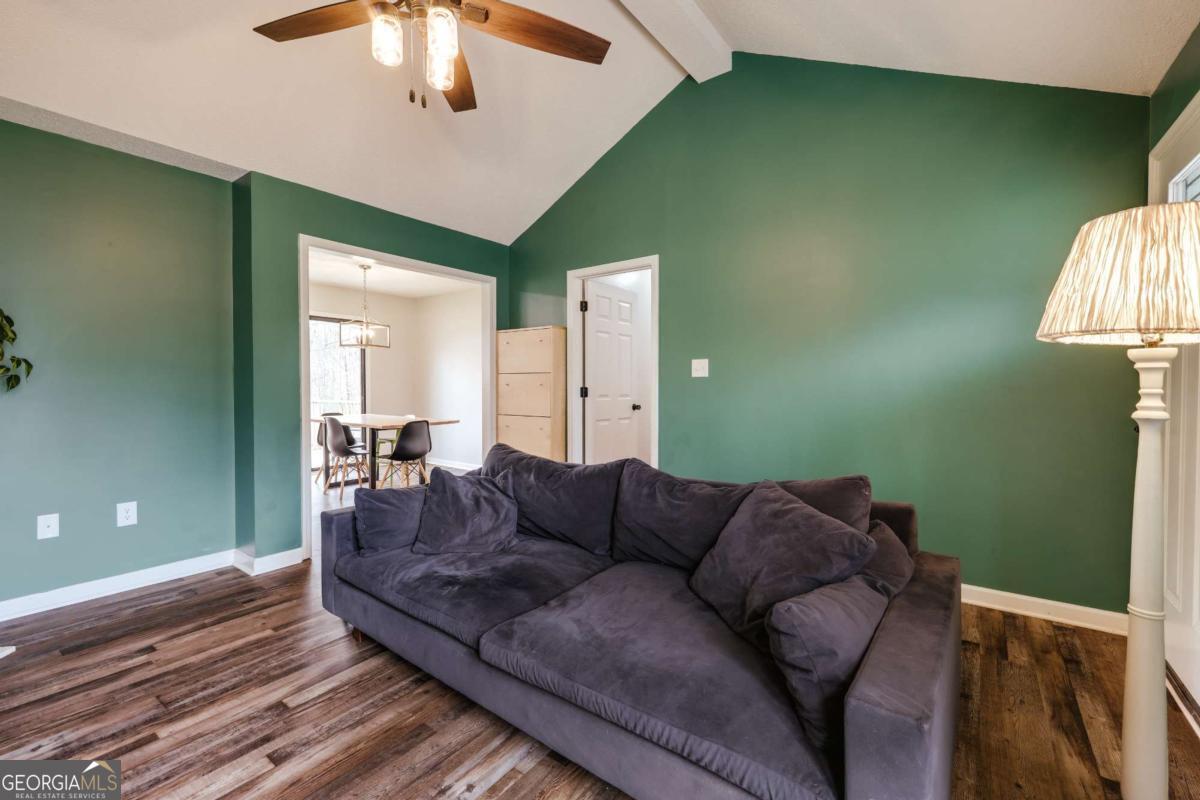 149 Hunters Crossing Road