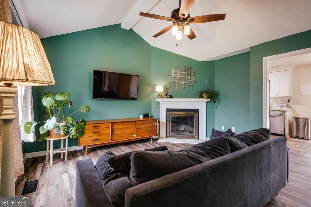 149 Hunters Crossing Road