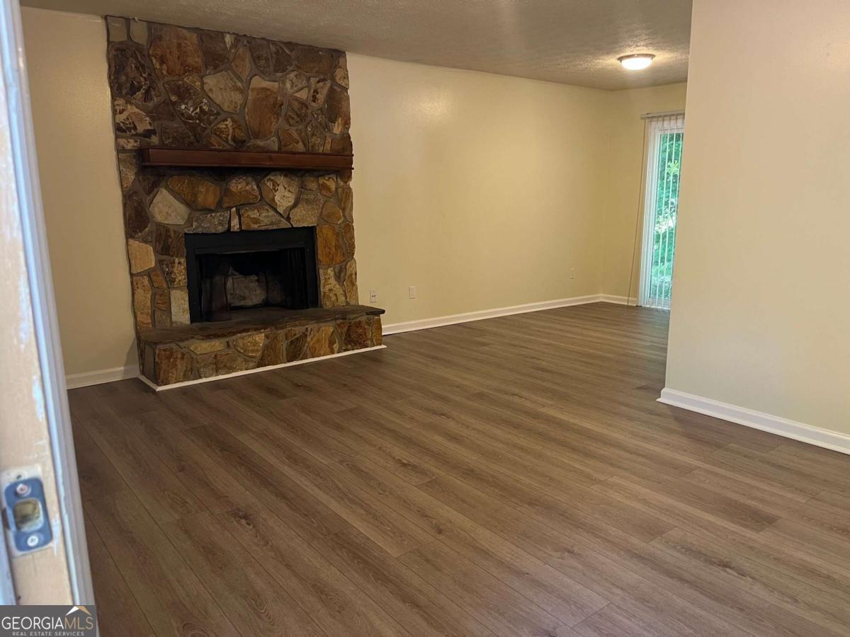 230/232 Rustwood Drive