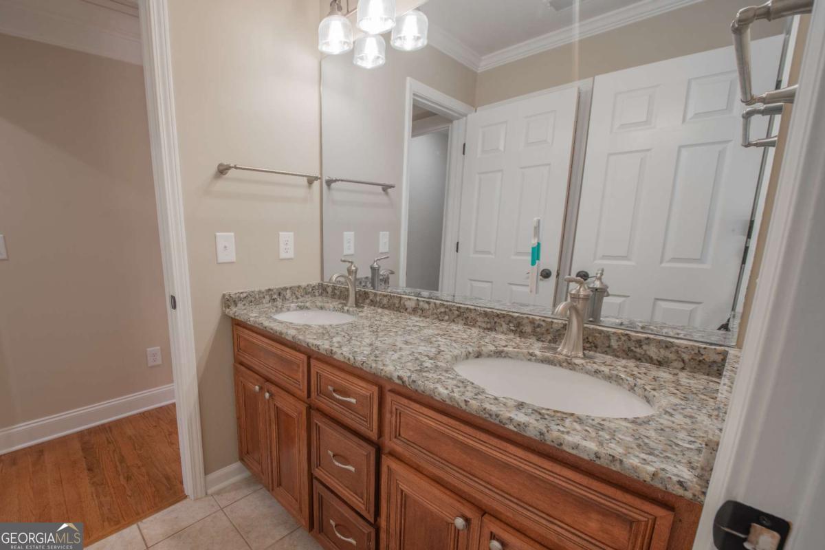 1221 Knob Creek Drive