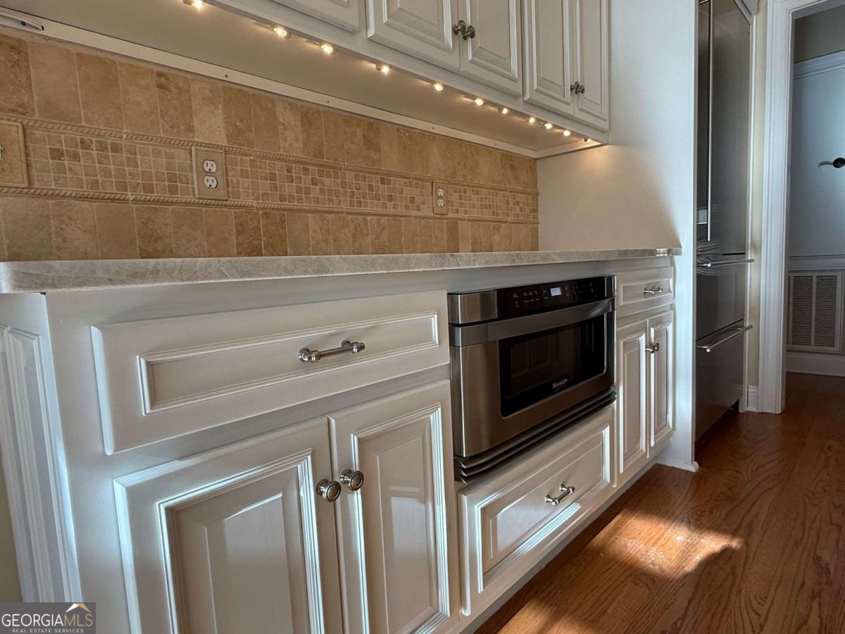 1221 Knob Creek Drive