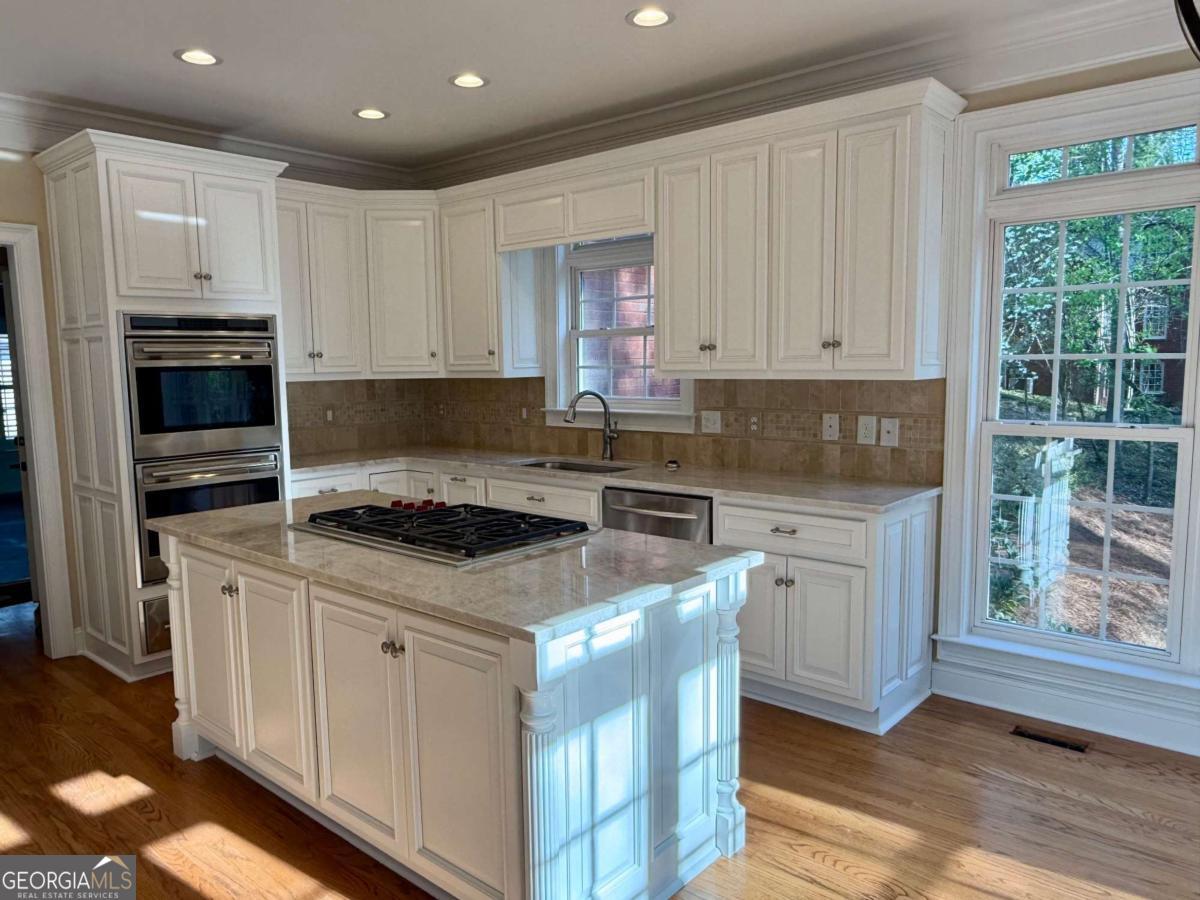 1221 Knob Creek Drive