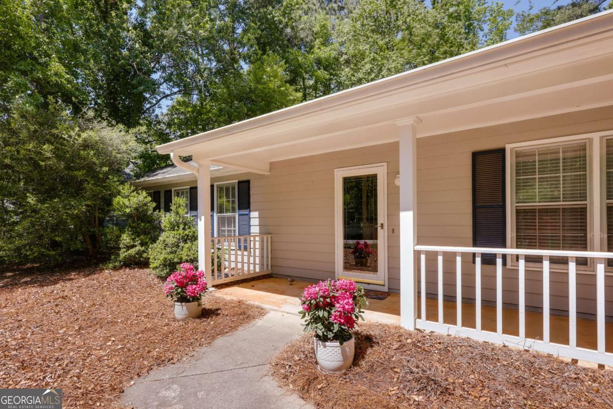 180 Pointers Ridge Drive