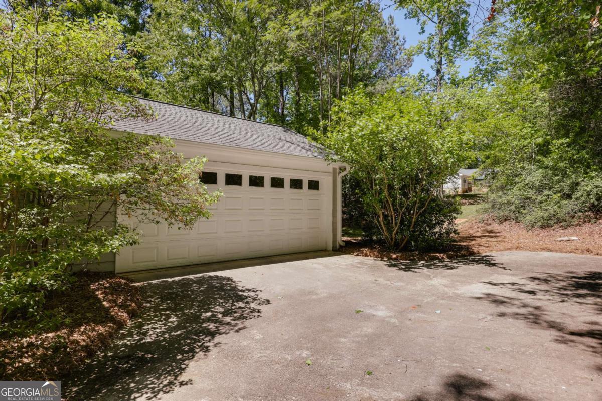 180 Pointers Ridge Drive