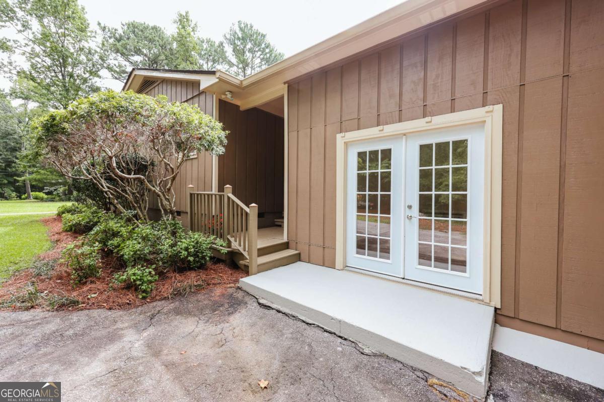 110 Pioneer Drive