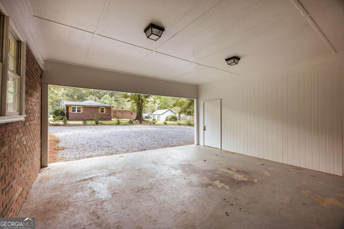 1186 ROBERT HARDEMAN Road