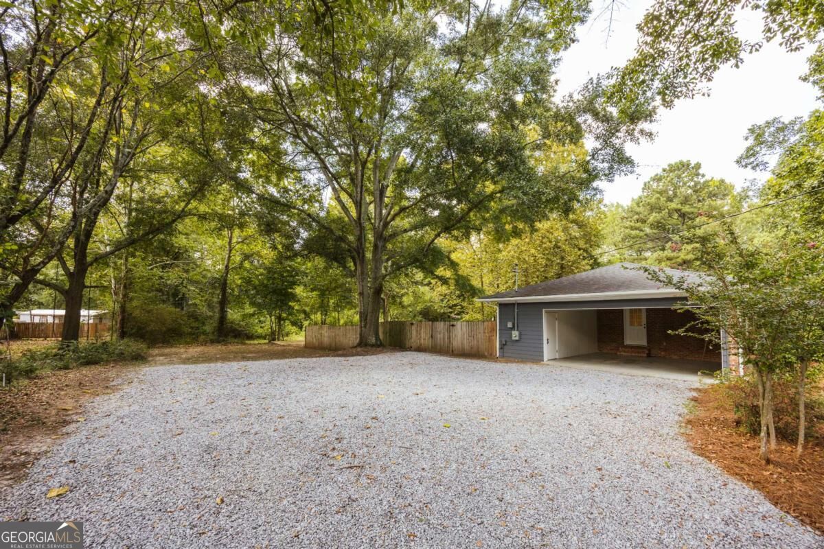 1186 ROBERT HARDEMAN Road