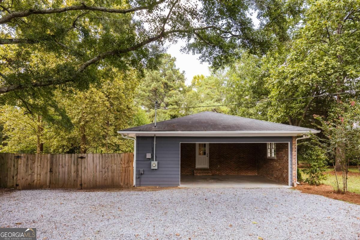1186 ROBERT HARDEMAN Road