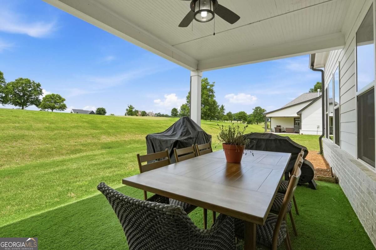 2049 Chestnut Oak Trail