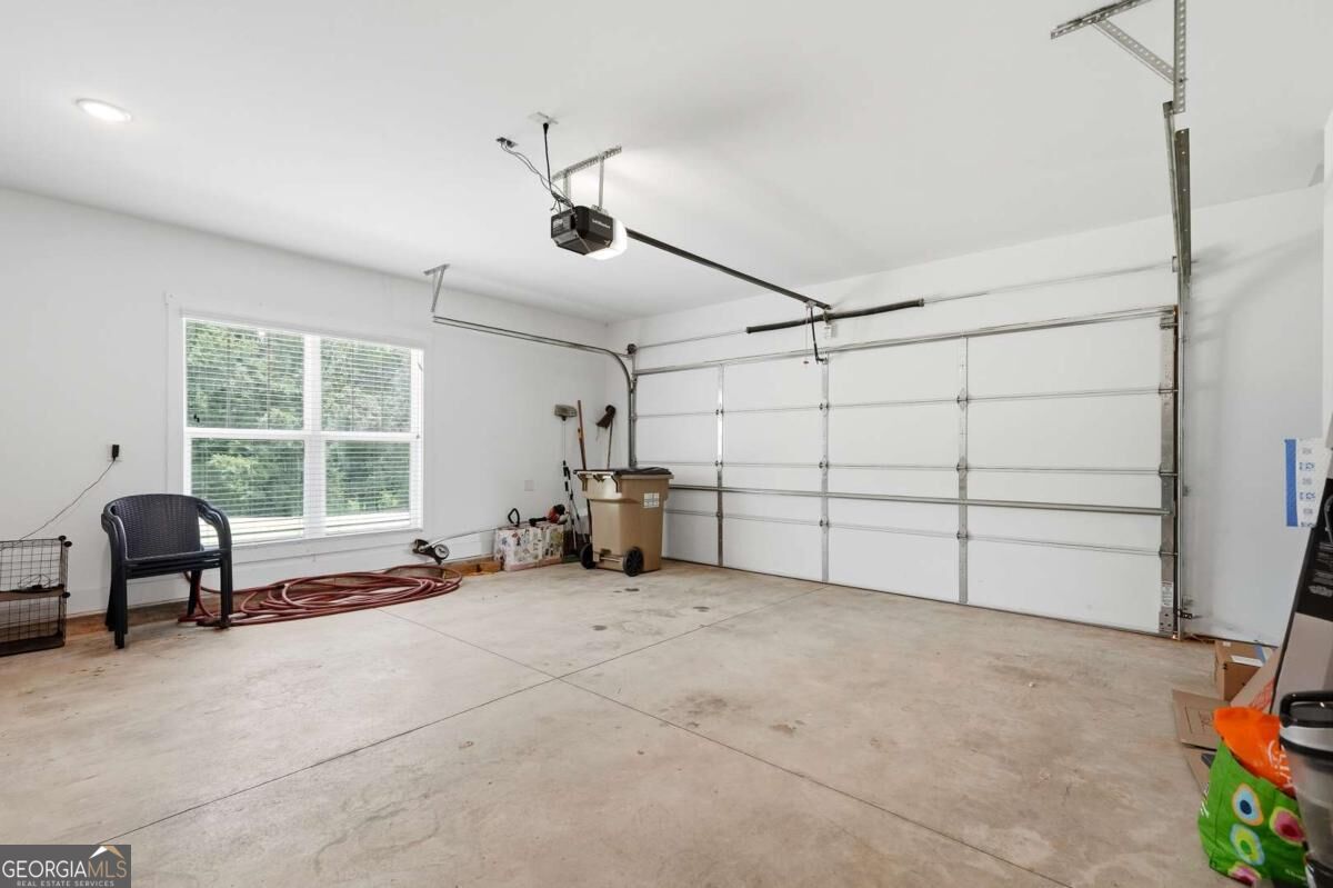 2049 Chestnut Oak Trail